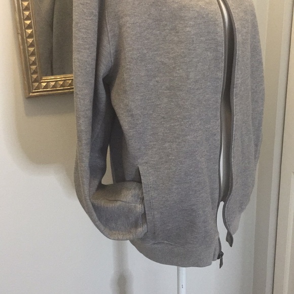 Calvin Klein cardigan - Picture 7 of 15